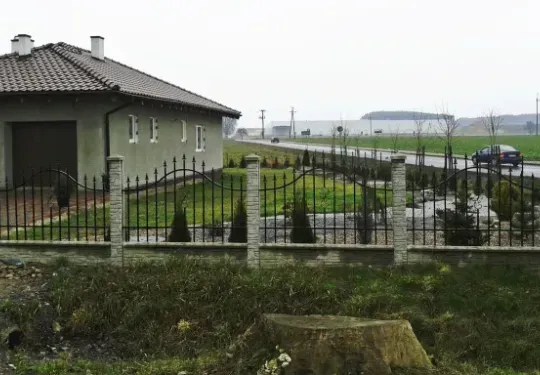 kamien-lupany-z-daszkiem-3