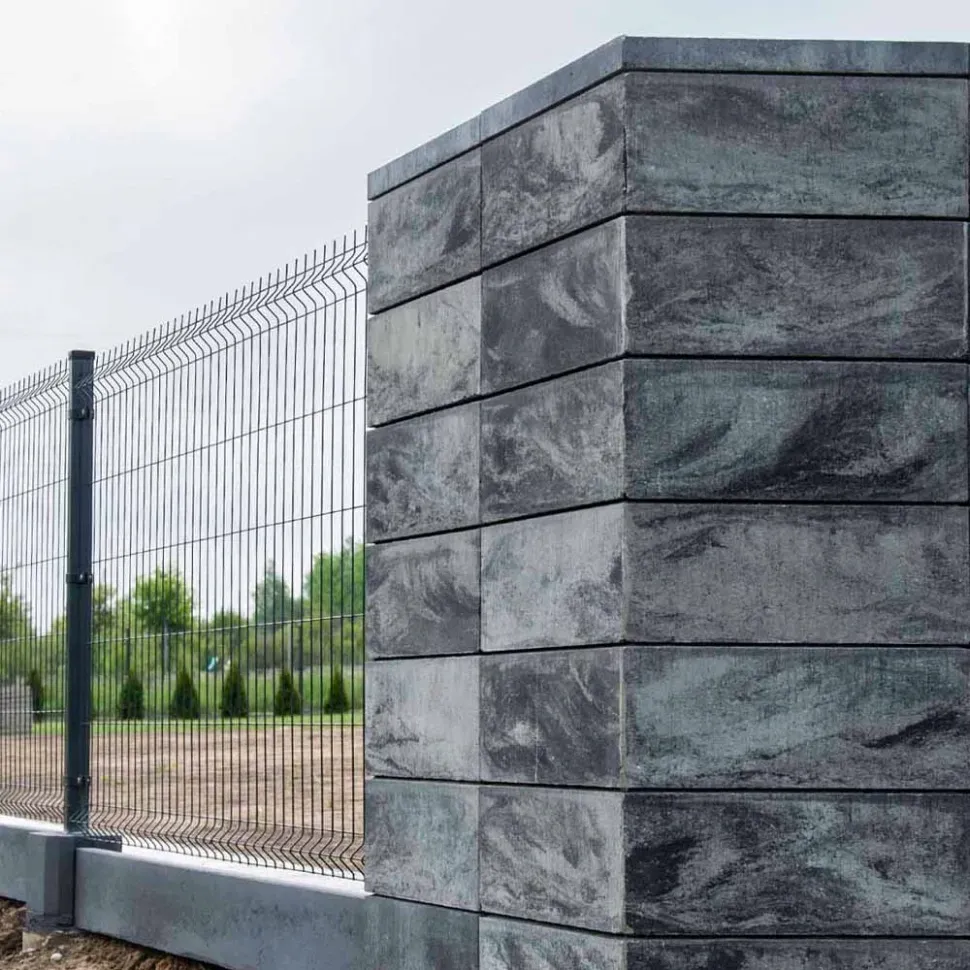 ogrodzenie-modulowe-gladkie-styrobud-fini-kolor-stalowo-bialy-970x97037c3db4c0204121841